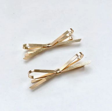 2pc Minimalist Gold Bow Bobby Pin Hair Clip Set