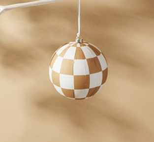 Lubeck Ornament White 3.75&quot;