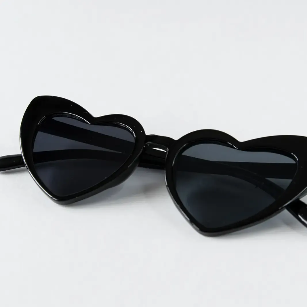 Heart Sunglasses - Black