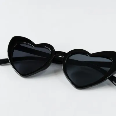 Heart Sunglasses - Black