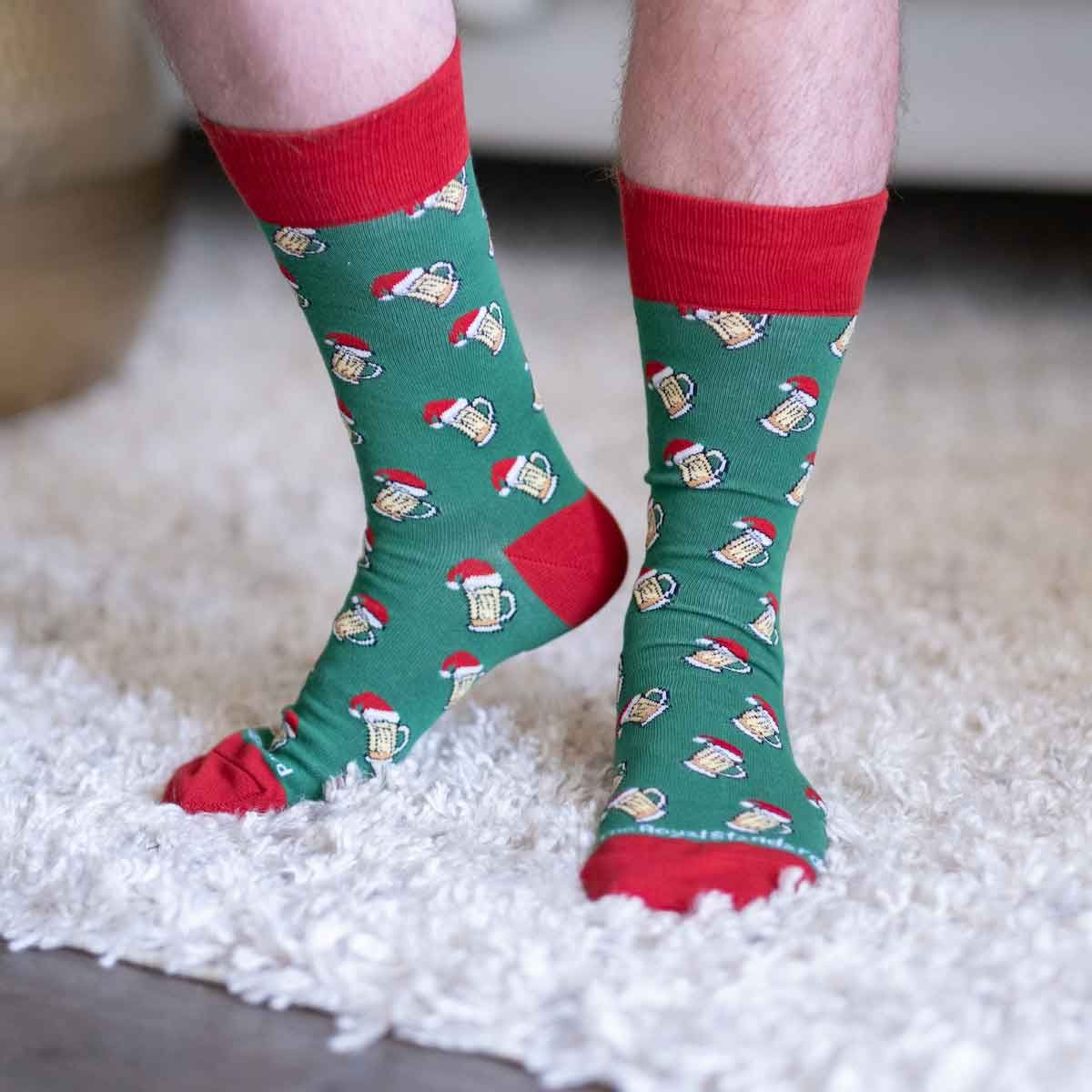 Men&#39;s Christmas Beer Cheers Socks