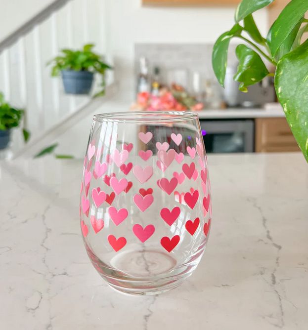 Red Hearts Wine Glass