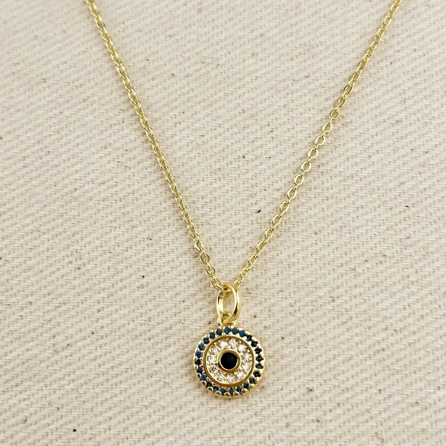 Protection Mandala Necklace (18k Gold)