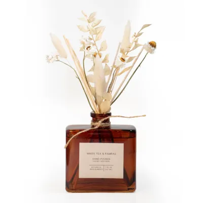White Tea &amp; Pampas Bouquet Reed Bundle Fragrance Diffuser