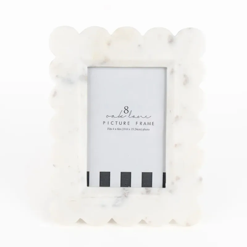 White Scalloped Marble 4x6 Picture Frame