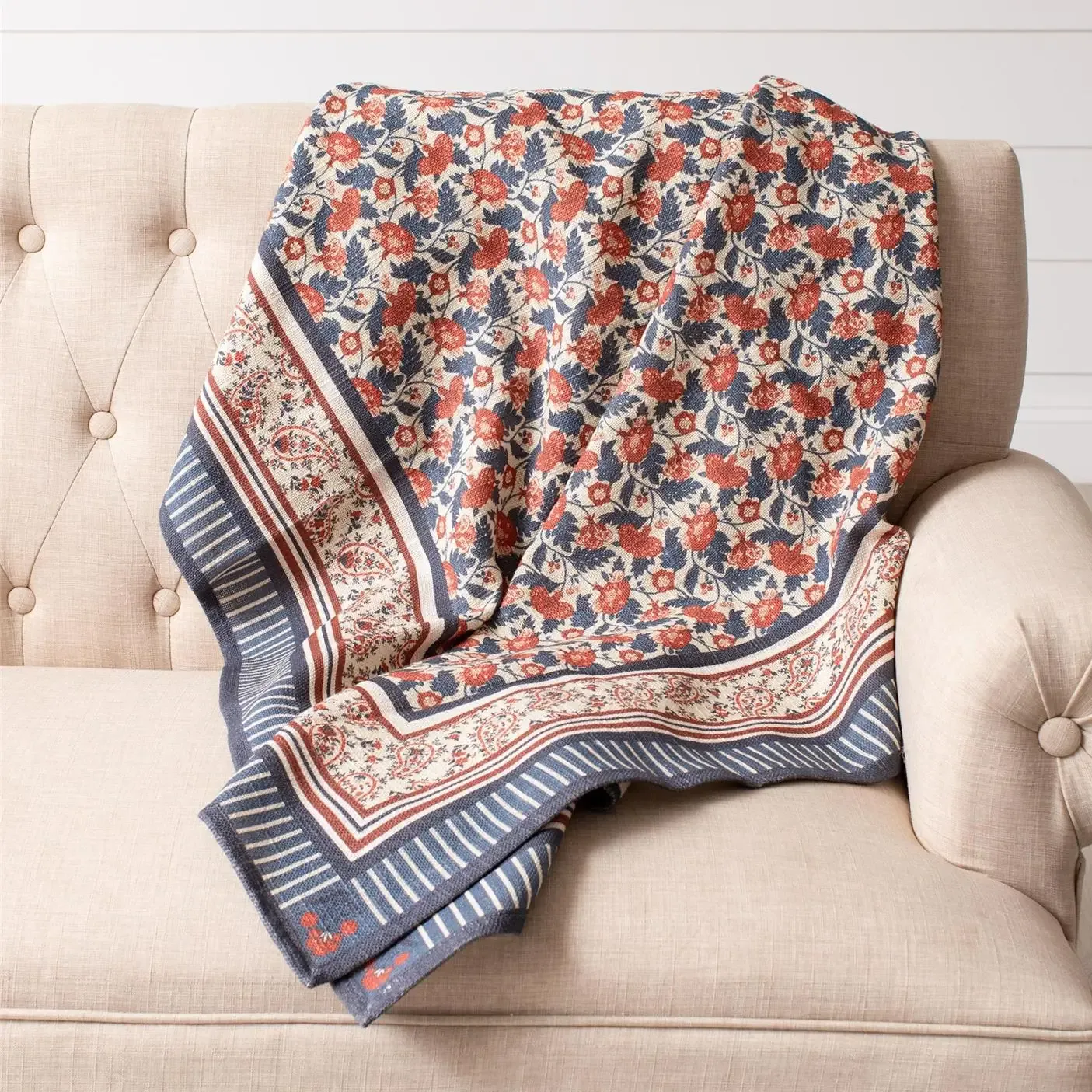 Americana Floral Tablecloth