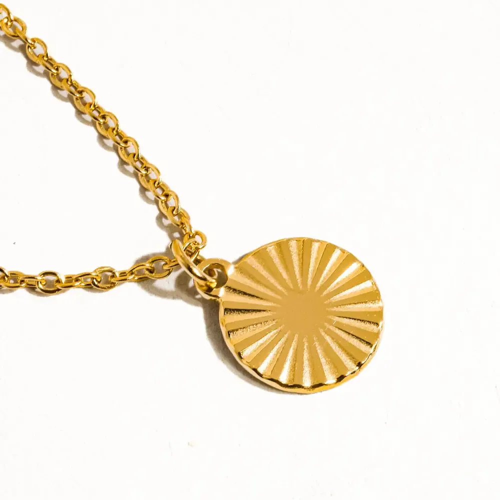 Miraz 18k Golden Sun Gaze Necklace
