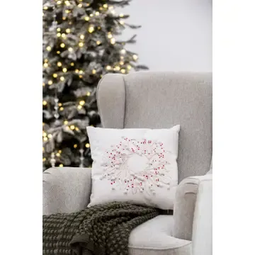 18x18" Winter Wreath Accent Pillow