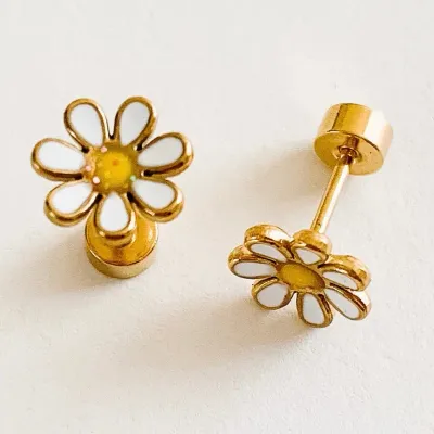 Daisy Stud Earrings