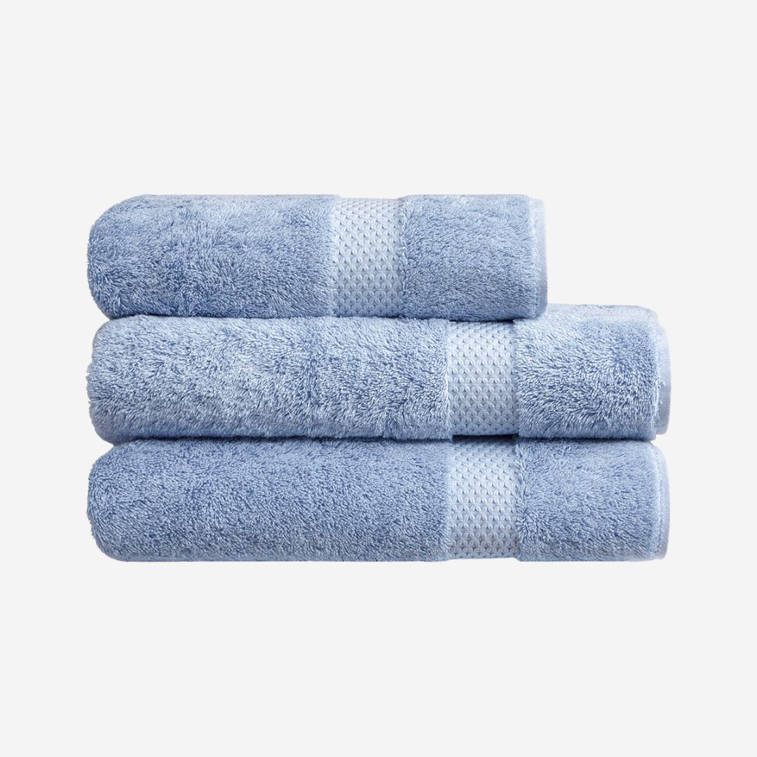 Yves Delorme Etoile Bath Towels, Colour: Azur, SIZE: Bath Sheet 36 x 63