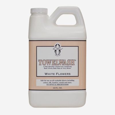 LeBlanc White Flowers Towel Wash