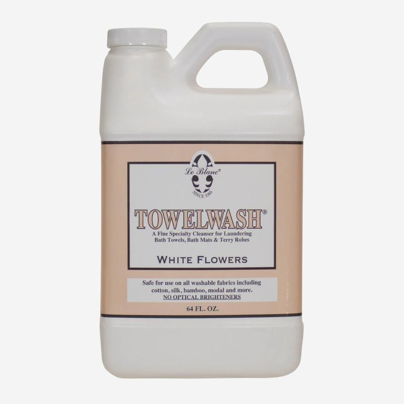 LeBlanc White Flowers Towel Wash