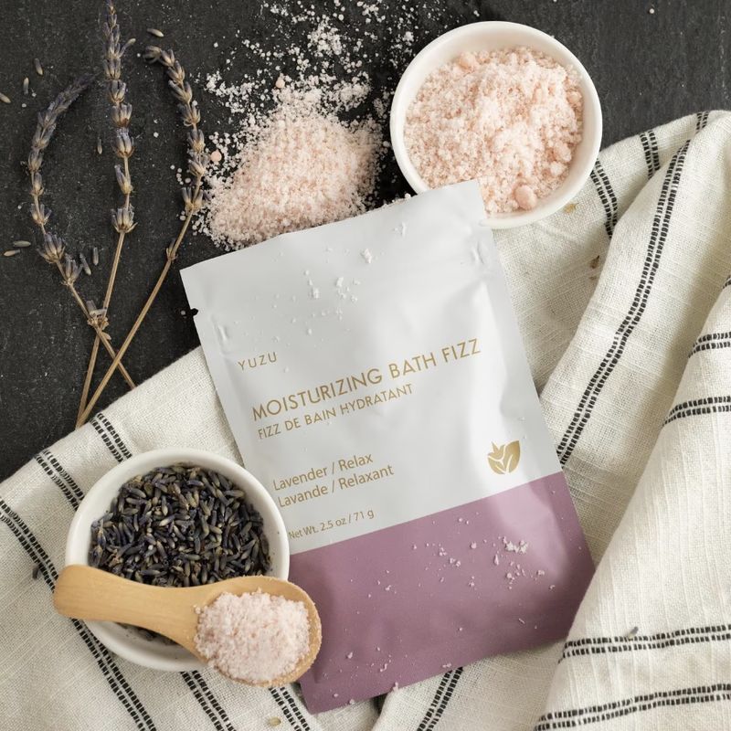 YUZU Moisturizing Bath Fizz