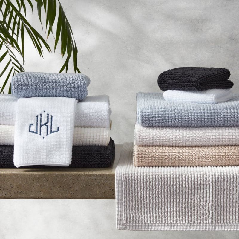 Matouk Francisco Bath Towels