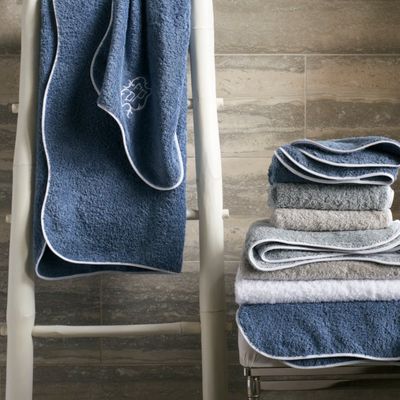Matouk Cairo Wave Bath Towels