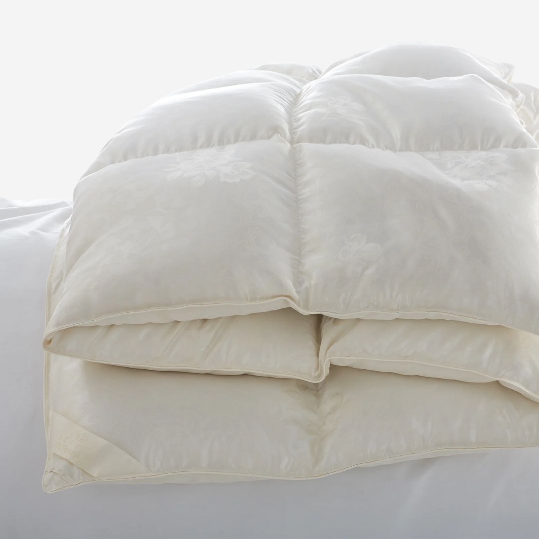 Scandia Down St. Petersburg Comforter, SIZE: Twin 71 x 86, WEIGHT: Light / Summer