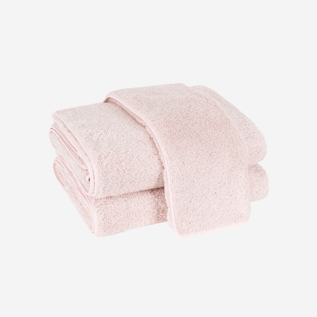Matouk Cairo Bath Towels, COLOR: Blush / Blush, PRODUCT: Bath Towel 30 x 52