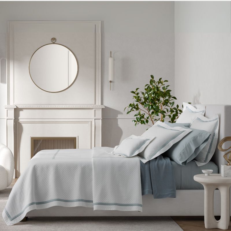 Matouk Lowell Matelassé Bed Style