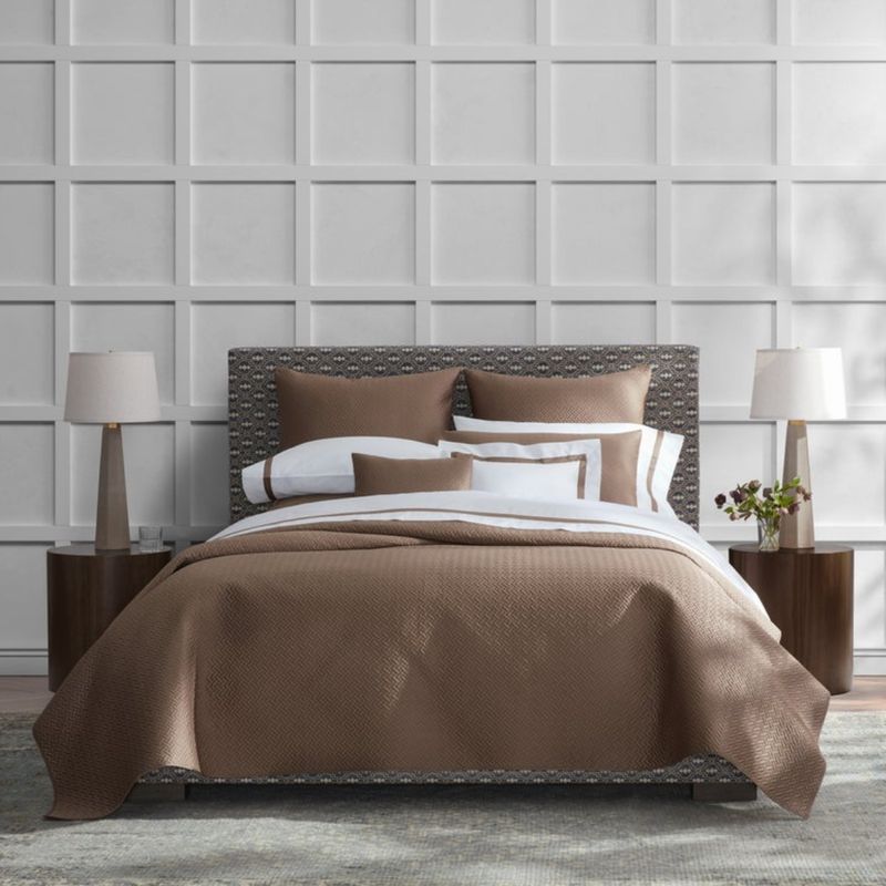 Matouk Basketweave Quilt Bed Style