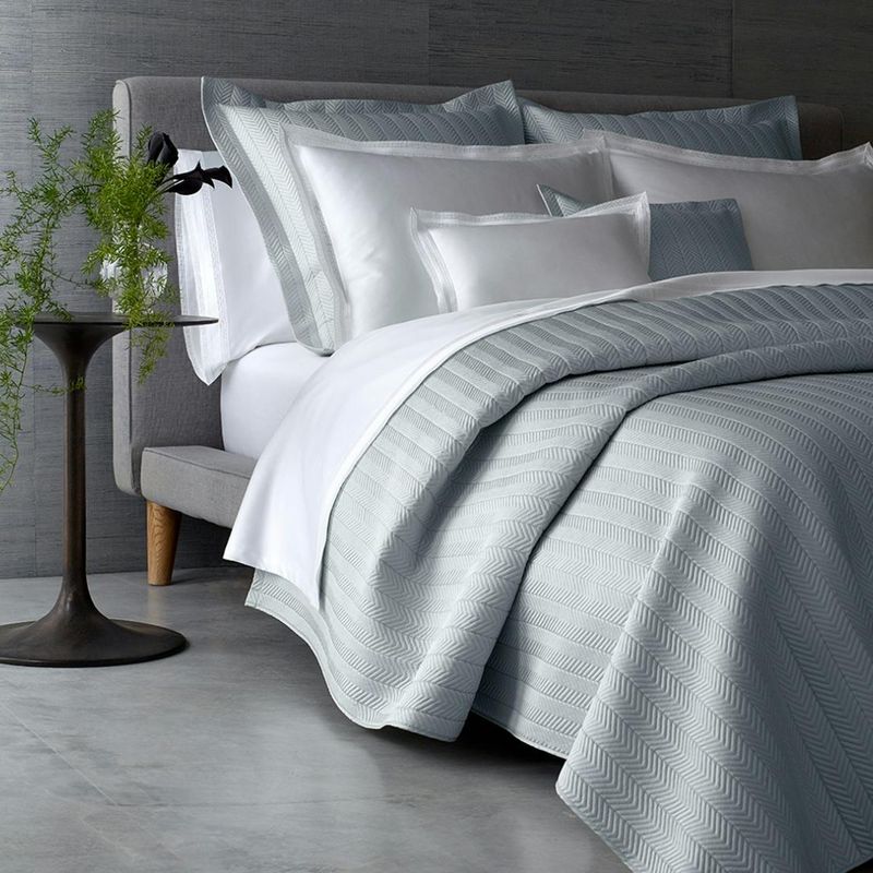 Matouk Netto Bed Style