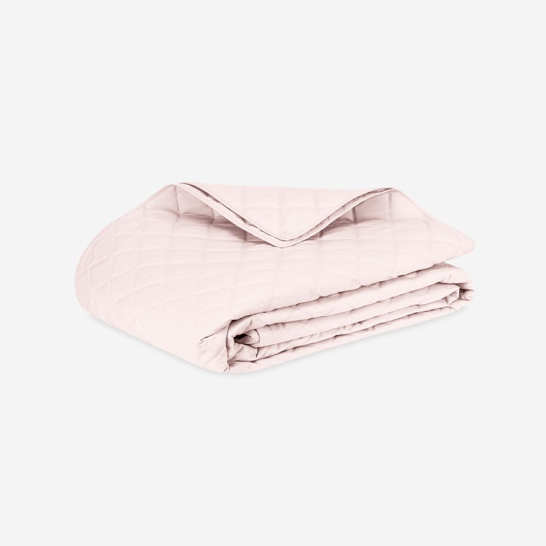 Matouk Milano Quilt Bed Style, COLOR: Blush, PRODUCT: QUILT, SIZE: Full / Queen 96 x 99, Piped Edge