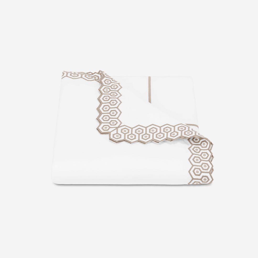 Matouk Felix Bed Style, COLOR: Dune, PRODUCT: DUVET COVER, SIZE: King 108 x 96