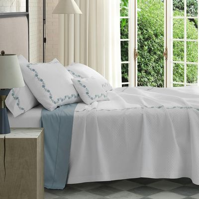 Matouk Daphne Matelassé Bed Style