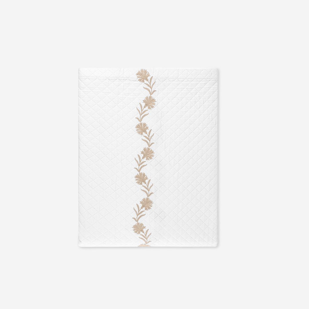 Matouk Daphne Matelassé Bed Style, COLOR: Dune, PRODUCT: COVERLET, SIZE: Full / Queen 94 x 97