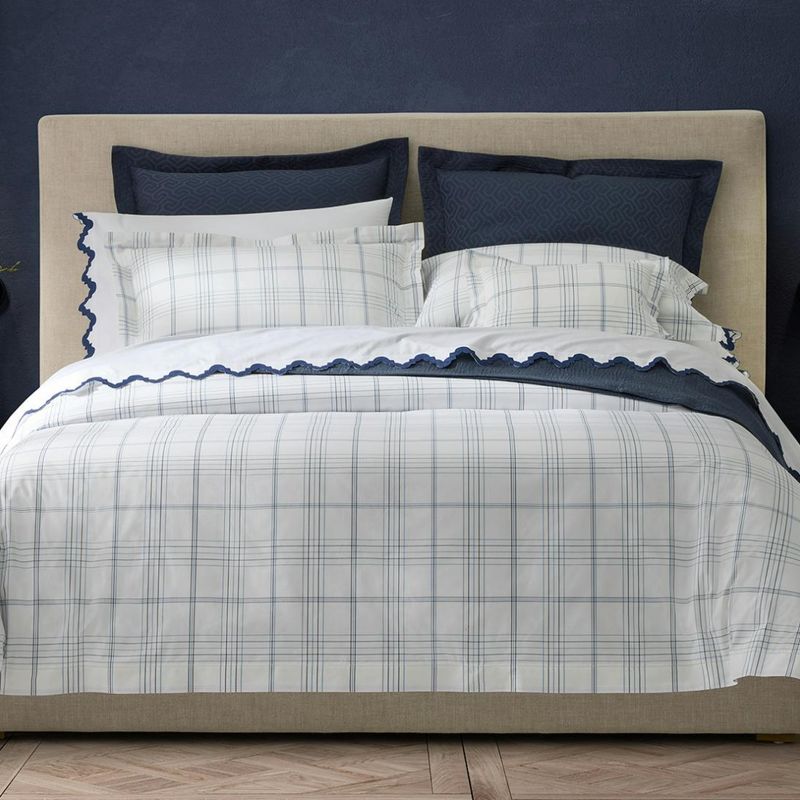 Matouk August Plaid Bed Style