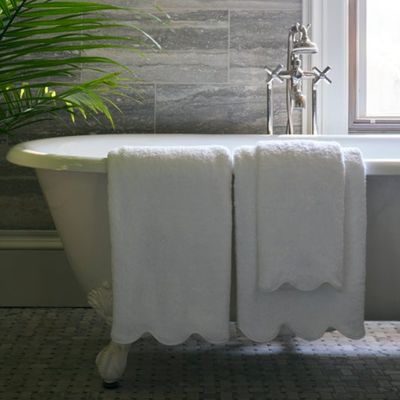 Matouk Cairo Scallop Bath Towels