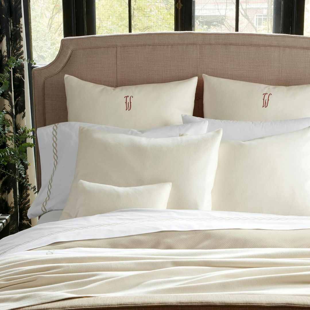 Matouk Dream Modal Blanket Bed Style