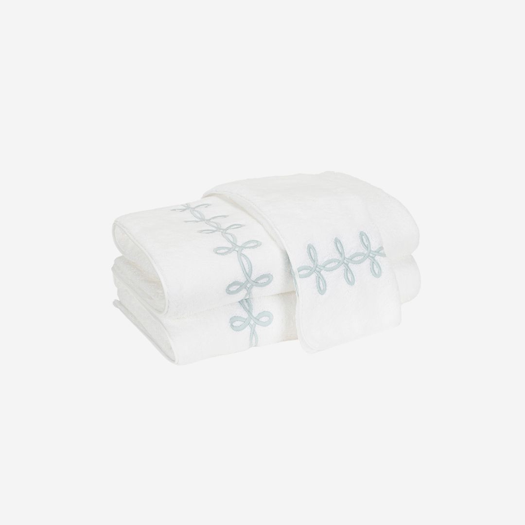 Matouk Gordian Knot Bath Towels, COLOR: Blue, SIZE: Wash Cloth