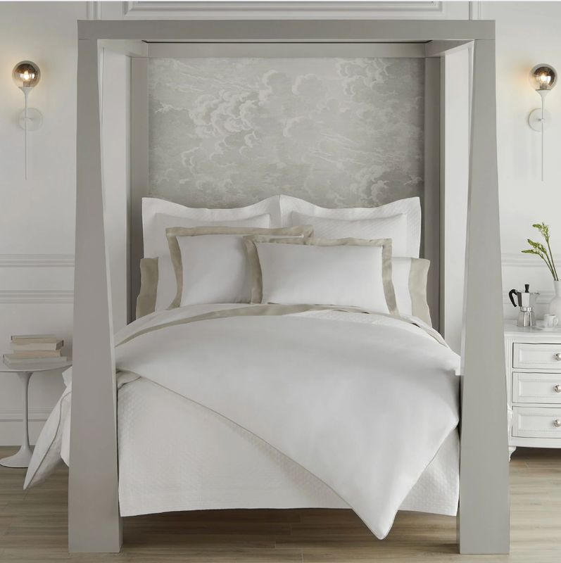 Peacock Alley Mandalay Cuff Bed Style