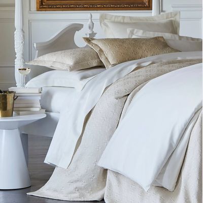 Peacock Alley Lucia Matelassé Bed Style