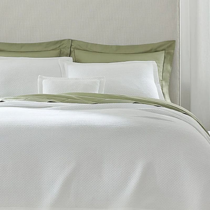 Sferra Rombo Coverlet Bed Style
