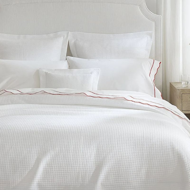 Sferra Hatteras Coverlet Bed Style