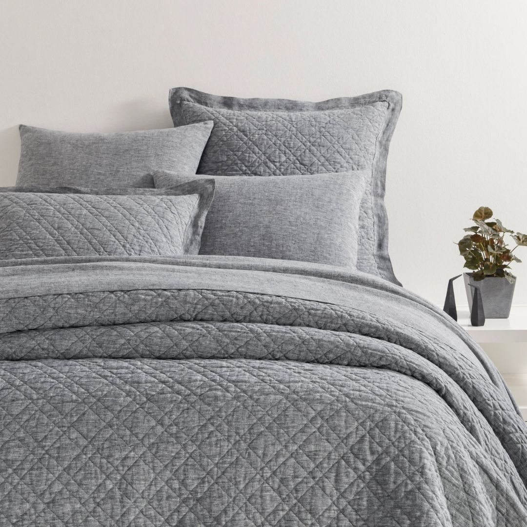 Pine Cone Hill Washed Linen Quilt, COLOR: Black, SIZE: Twin/Twin XL