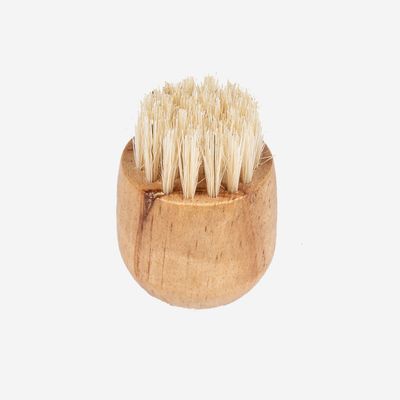 Baudelaire Cedar Handheld Complexion Brush