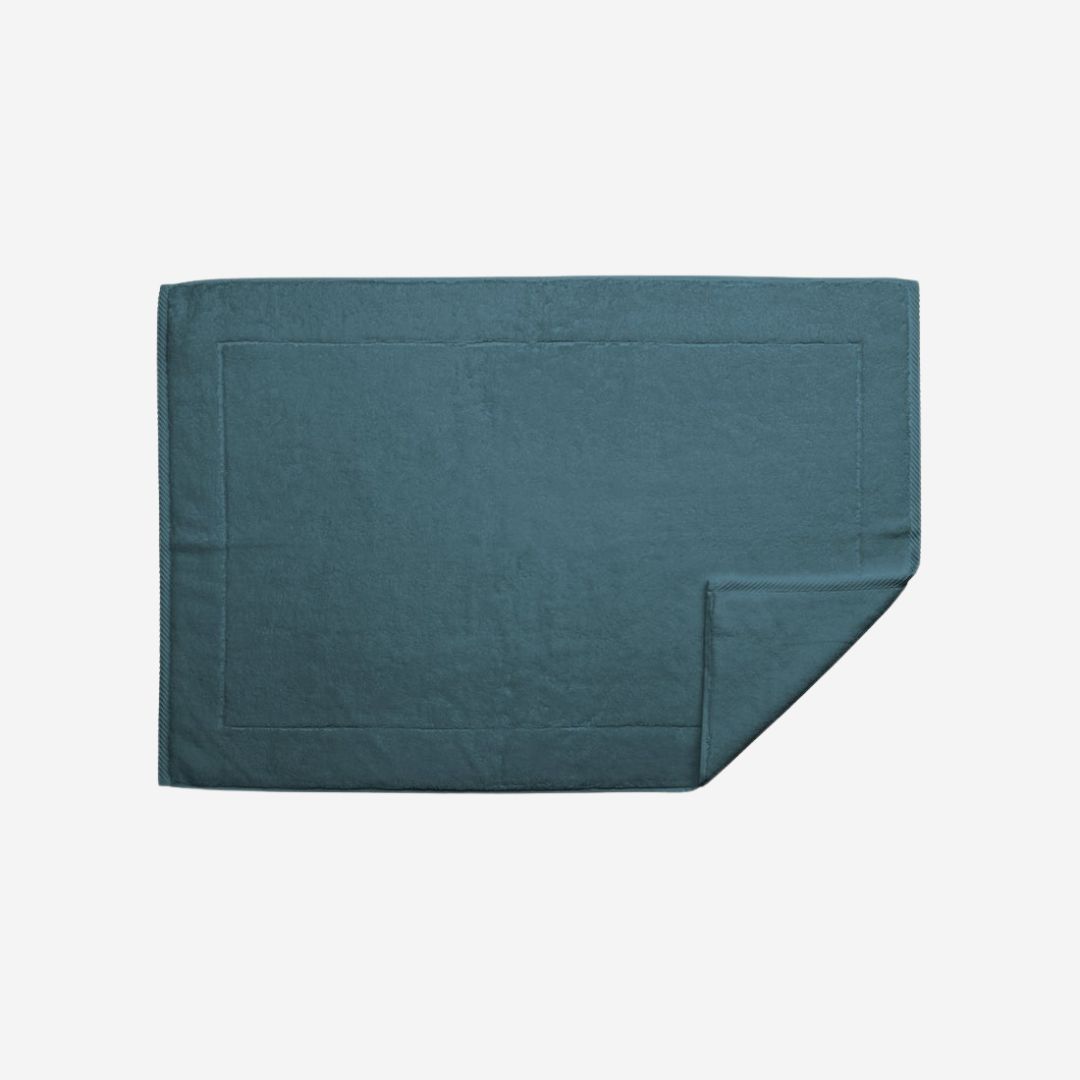 Matouk Milagro Tub Mat, COLOR: Aegean