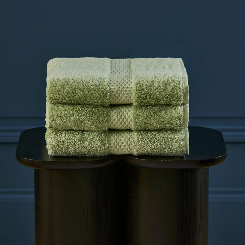 Yves Delorme Etoile Bath Towels