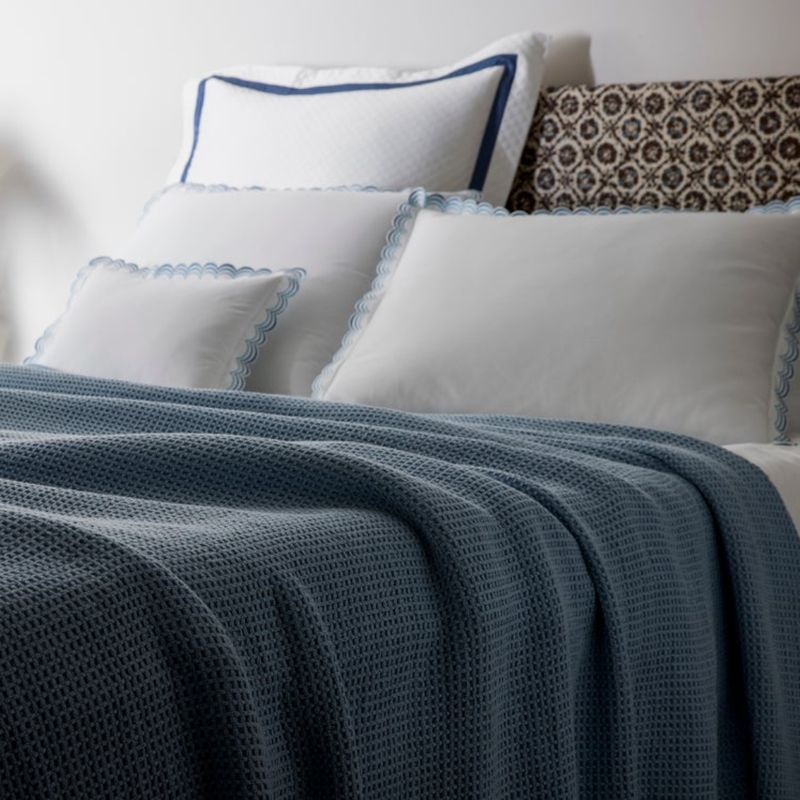 Matouk Chatham Blanket