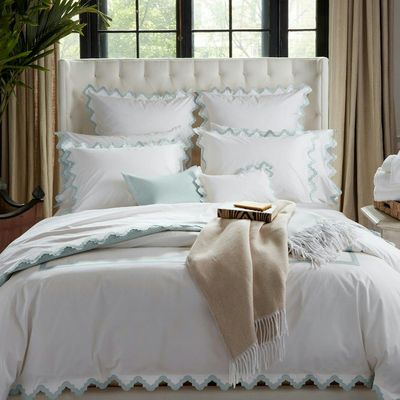 Matouk Pezzo Throw