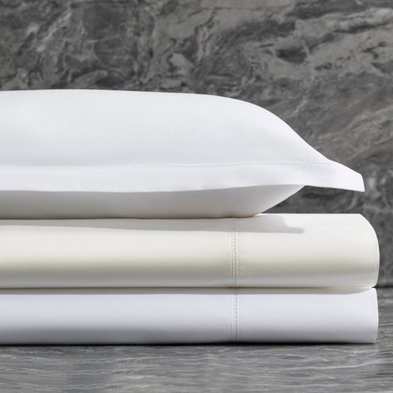 Matouk Bergamo Hemstitch Bed Style