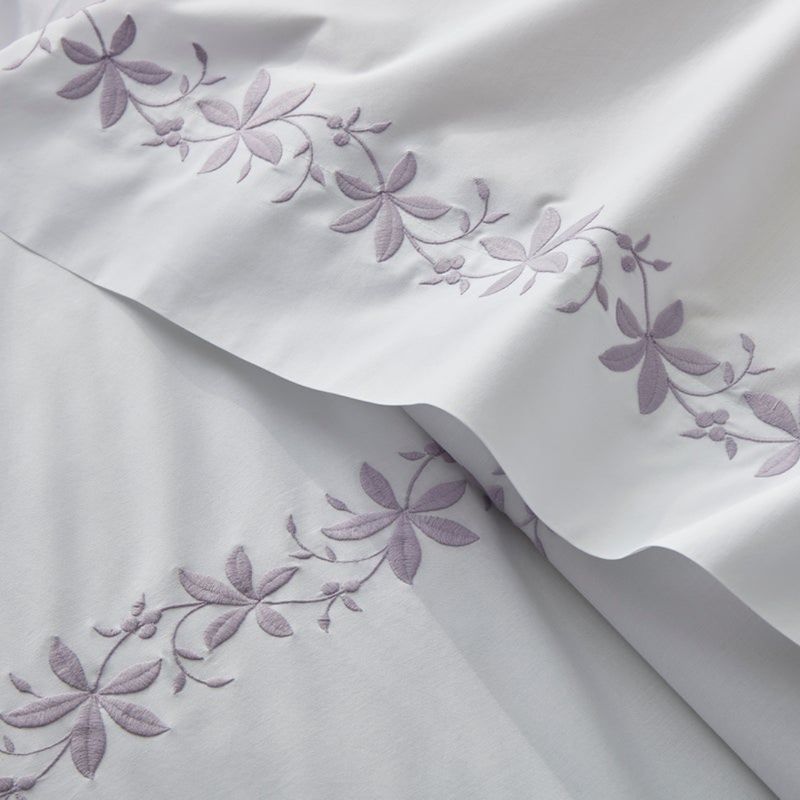 Matouk Callista Bed Style