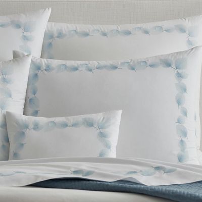 Matouk Feather Bed Style