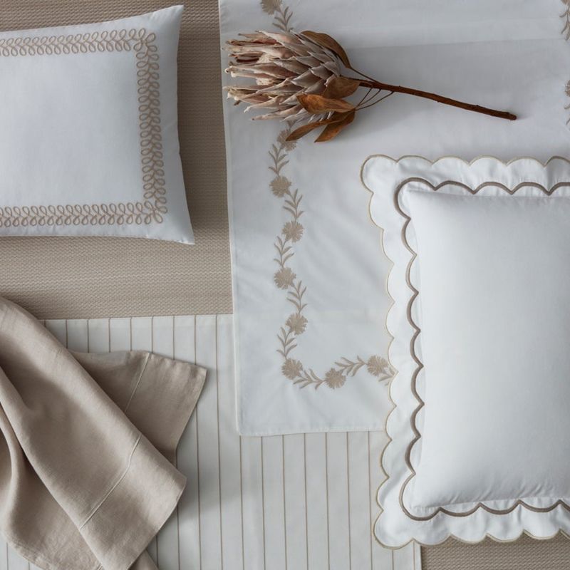 Matouk Amalfi Bed Style