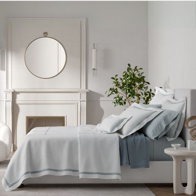 Matouk Lowell Matelassé Bed Style