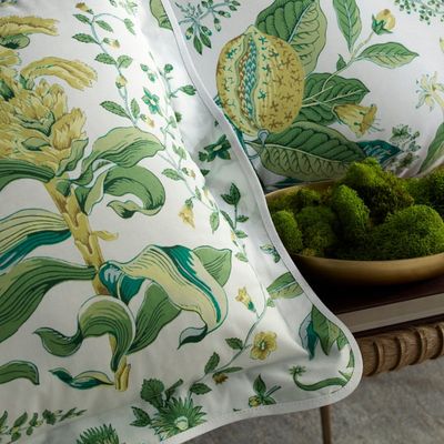 Matouk Pomegranate Bed Style