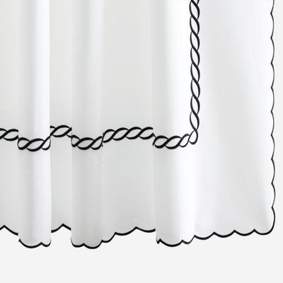 Matouk Classic Chain Scallop Shower Curtain