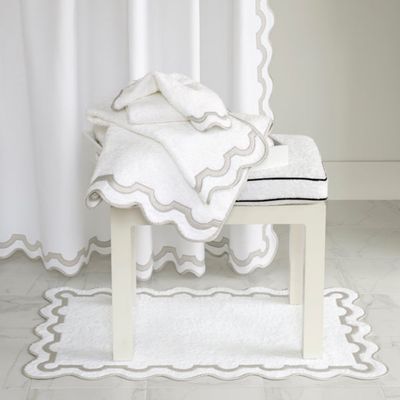 Matouk Mirasol Tub Mat